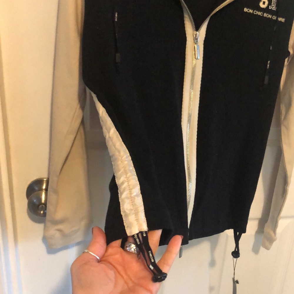 BCBG light weight jacket - Picture 4 of 7